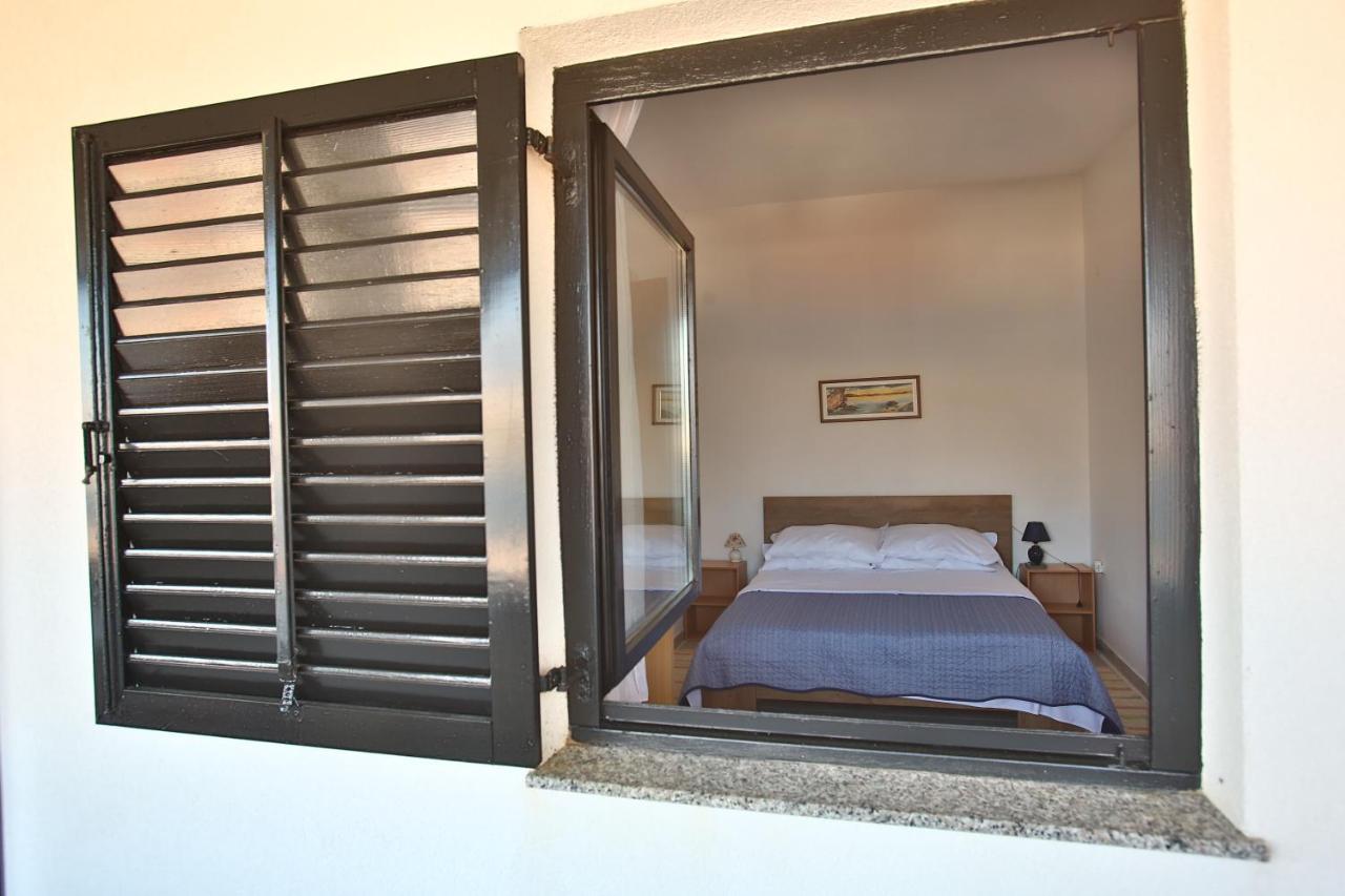 Apartman Branko Pag Town Exterior foto